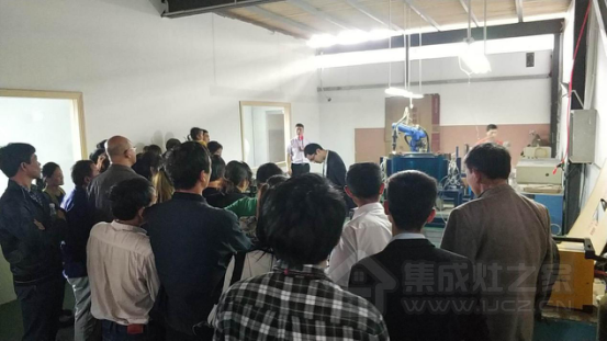 这个春天来科大集成灶义乌站厂购会就‘购’了!222
