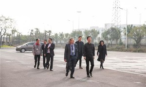 世界级汽车大师的工作分享，与莫尼共探设计美学