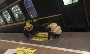 杭州东站全线投放，美多集成灶霸屏火<span class=