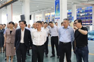 海宁市委常委到<span class=