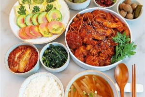 身为吃货就要战胜油烟危害，探寻美食！德<span class=