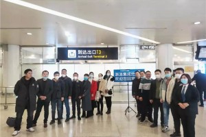 直击火爆签到现场，<span class=