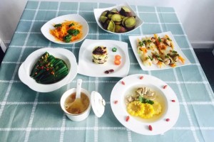 柏信集成灶兼顾时间与美味，<span class=