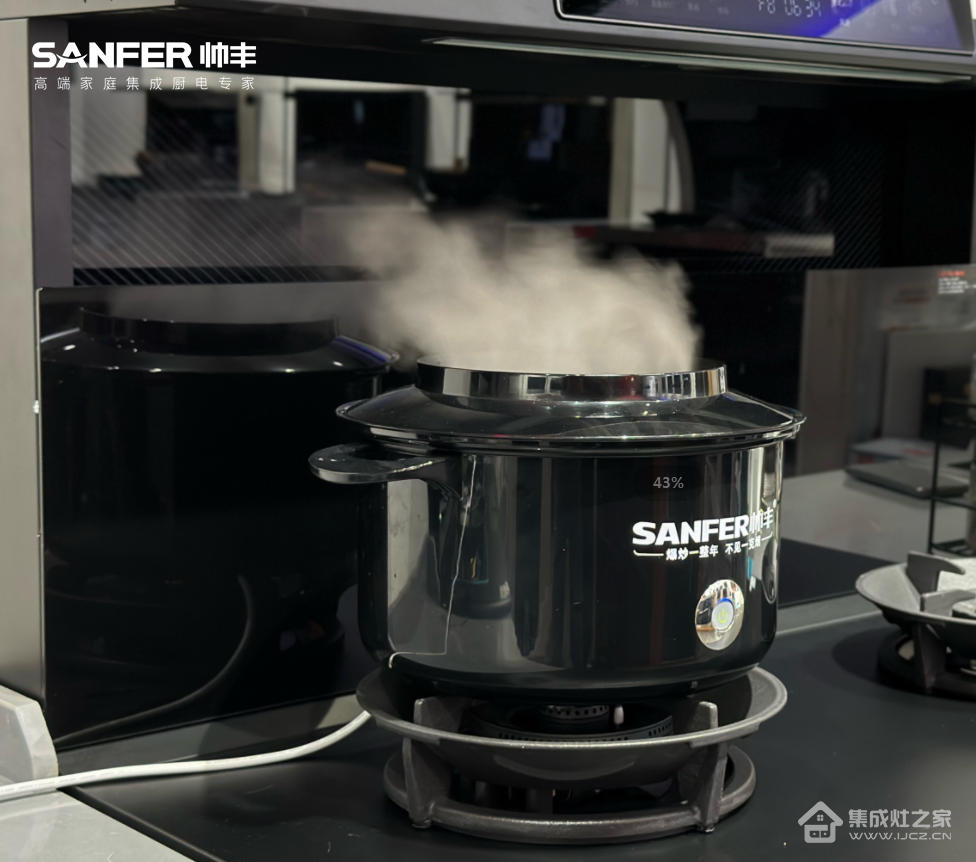 集成灶应该如何选择?用这款集成灶给你的厨房装修增光添彩