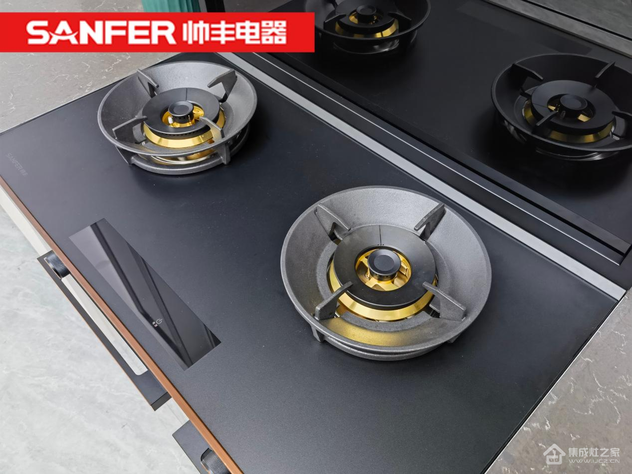 “老破小”厨房瞬间变高级,原来厨房还可以这样装