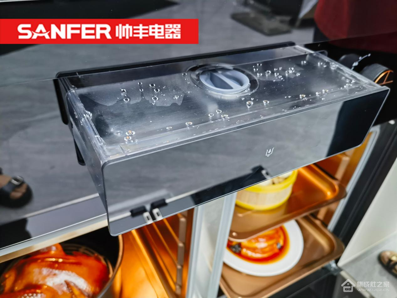 “老破小”厨房瞬间变高级,原来厨房还可以这样装