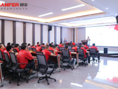 敢为争先 榜样前行 | 集成灶品牌帅丰<span class=