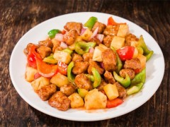 春日好味：酸甜菠萝咕噜肉，轻松上手，美味即享！